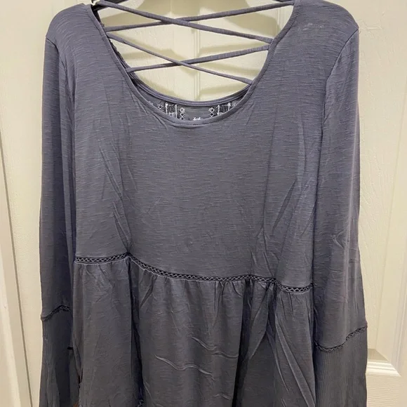 NWT Knox Rose Orión Gray Top; SZ. M. - Picture 2 of 6